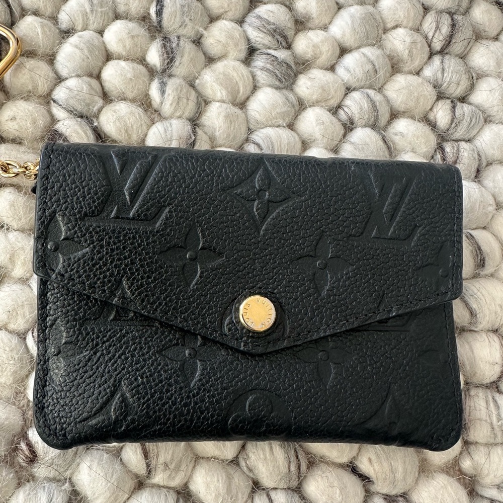 LV black leather authentic Empriente Key Pouch